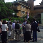 甲子園会館の正面玄関より